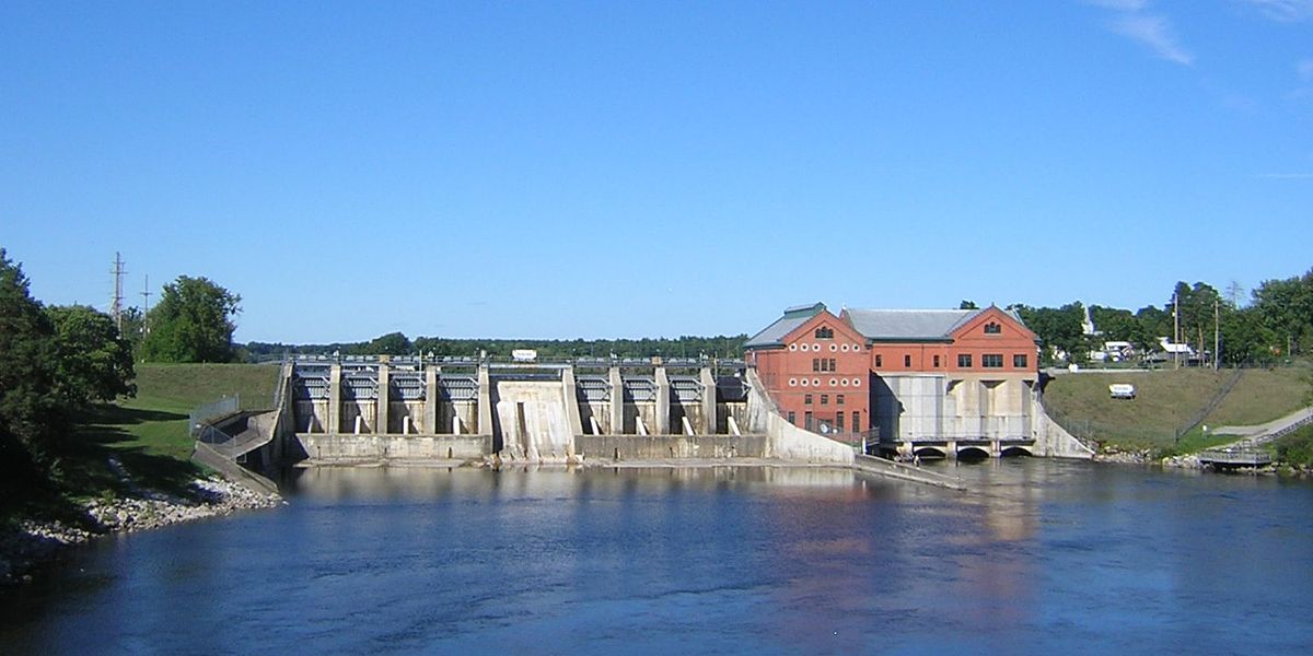 1200px-Croton_Dam_Muskegon_River_Dscn1080_cropped